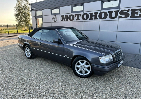 Mercedes-Benz Klasa E cena 79900 przebieg: 241000, rok produkcji 1995 z Wołomin małe 352